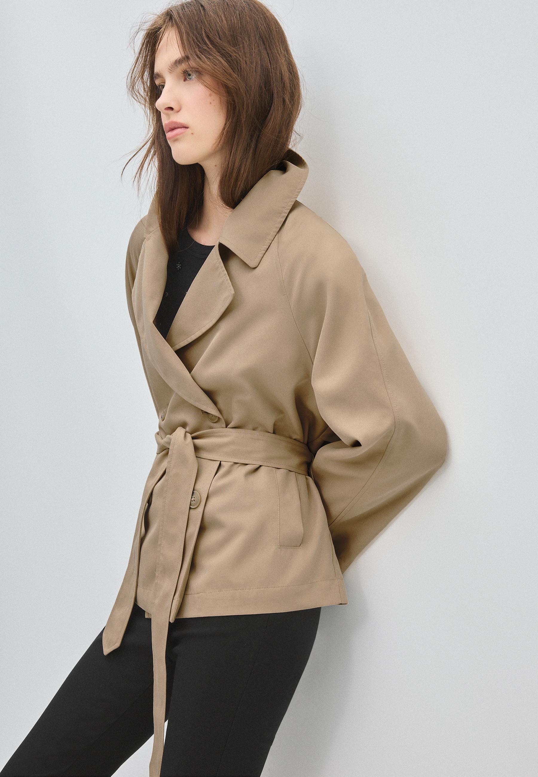 Short flowing trench coat with belt — Stone
