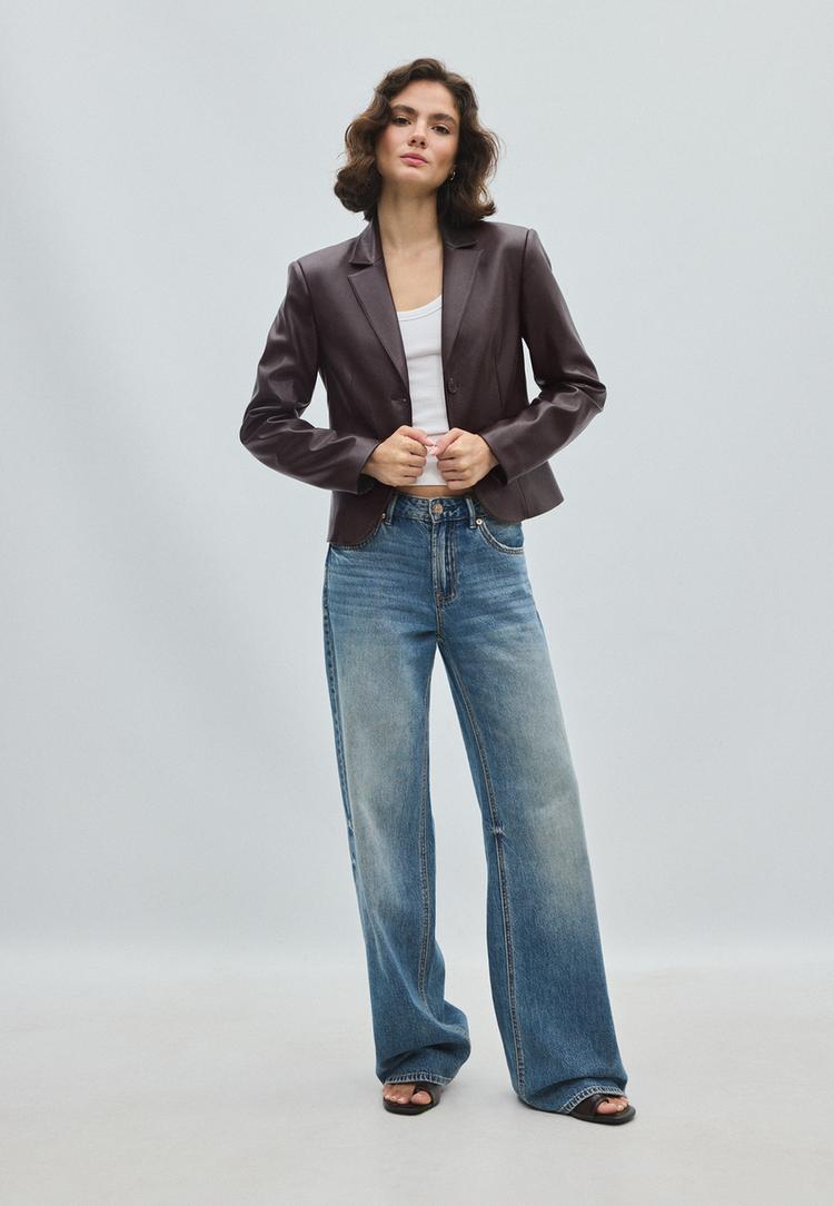 short fitted leather effect blazer