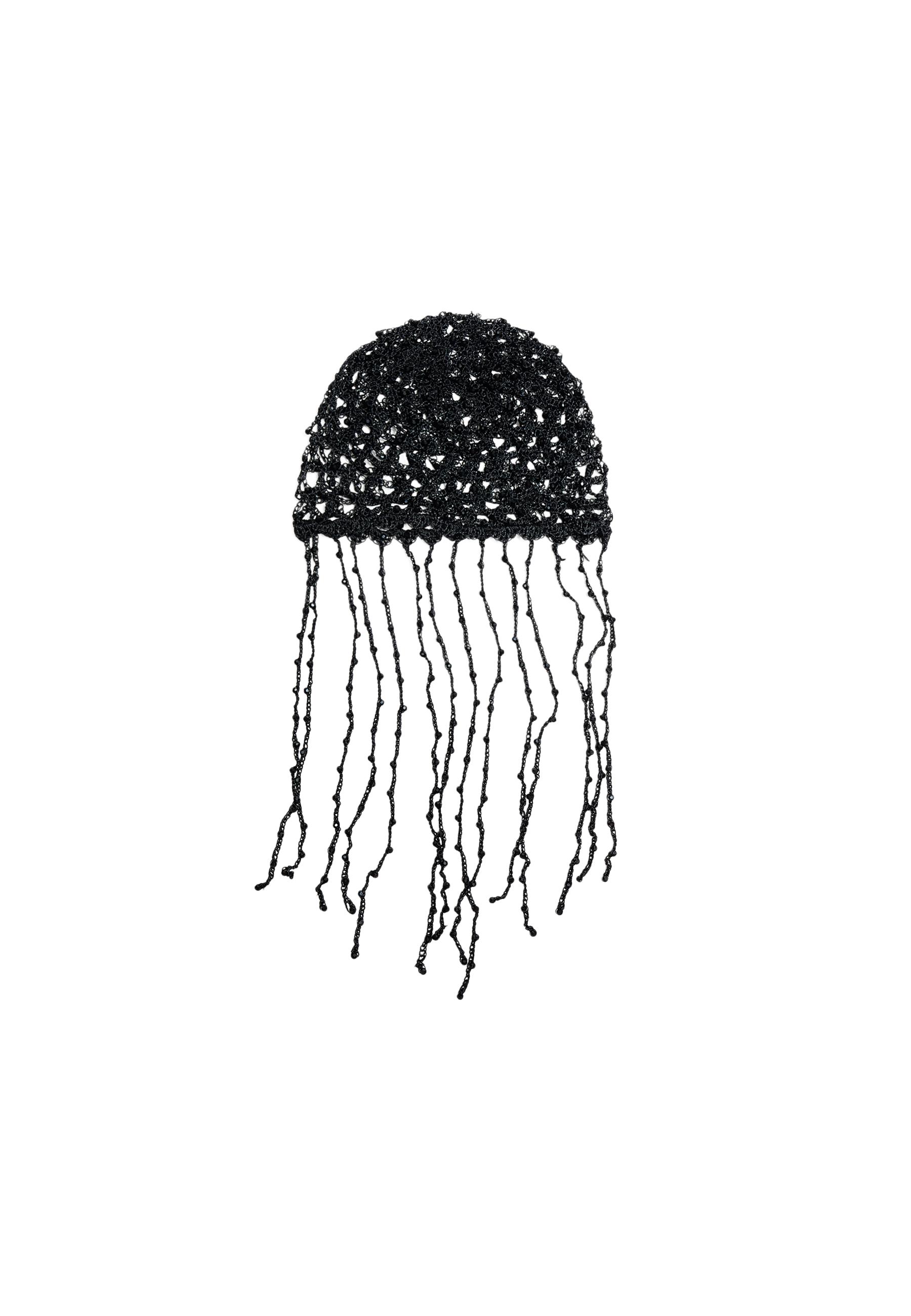 Long fringe cap — Black