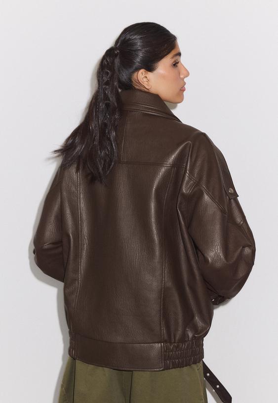 giacca oversize con risvolto in finta pelle