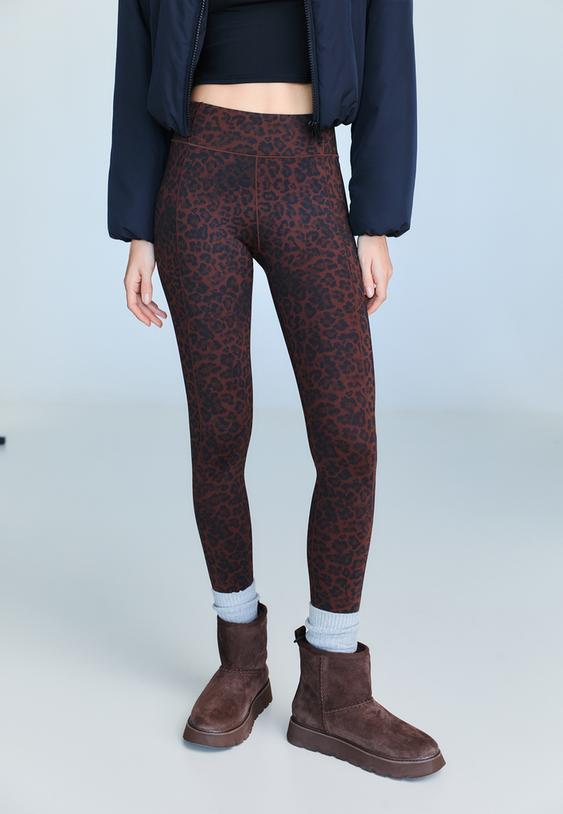 leggings tobilleros recortes