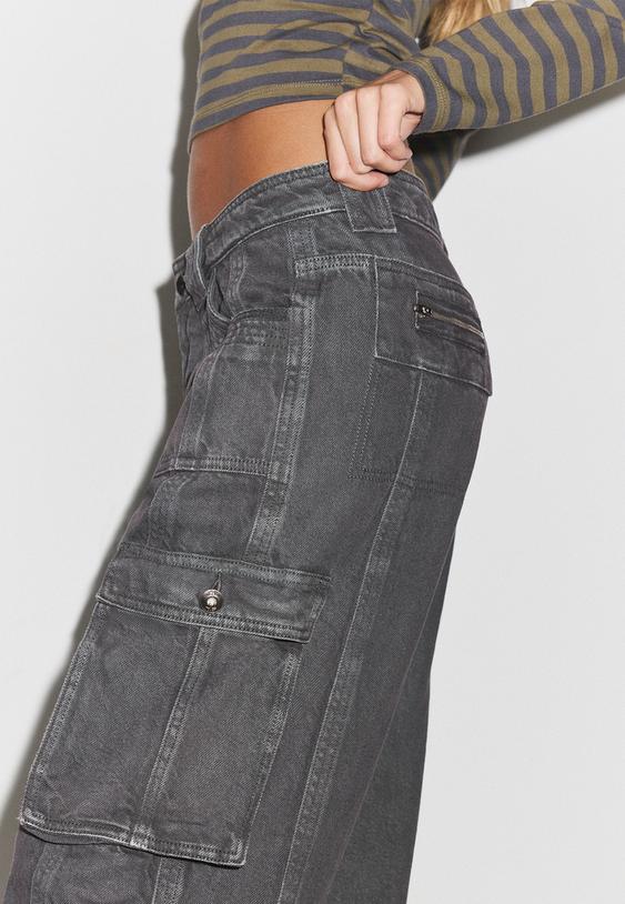 Stradivarius Low-Rise Cargo Trousers Dark Grey 8