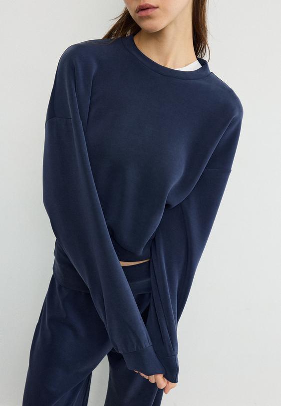 soft touch batwing sleeve sweatshirt
