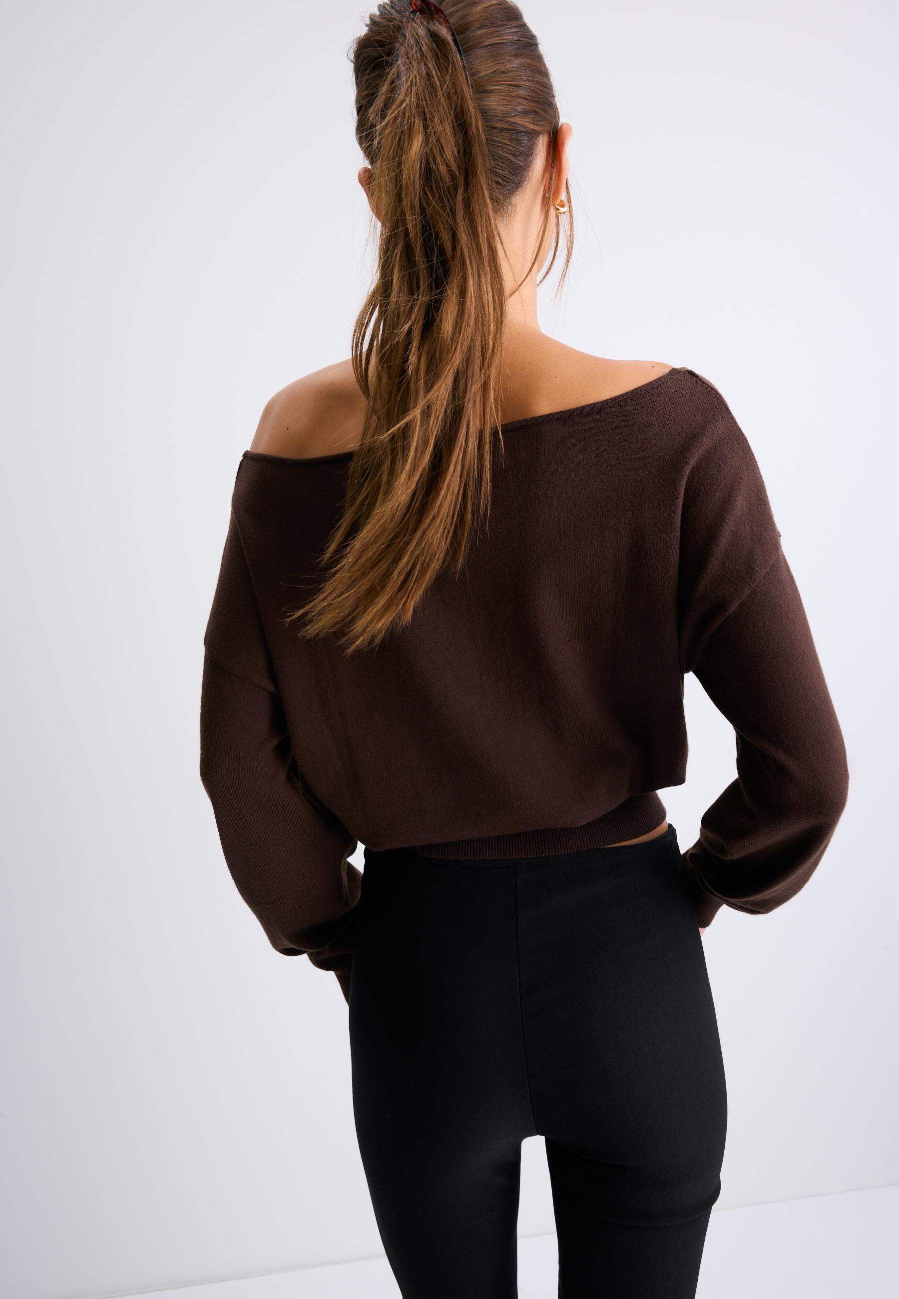 Asymmetric knit sweater — Brown