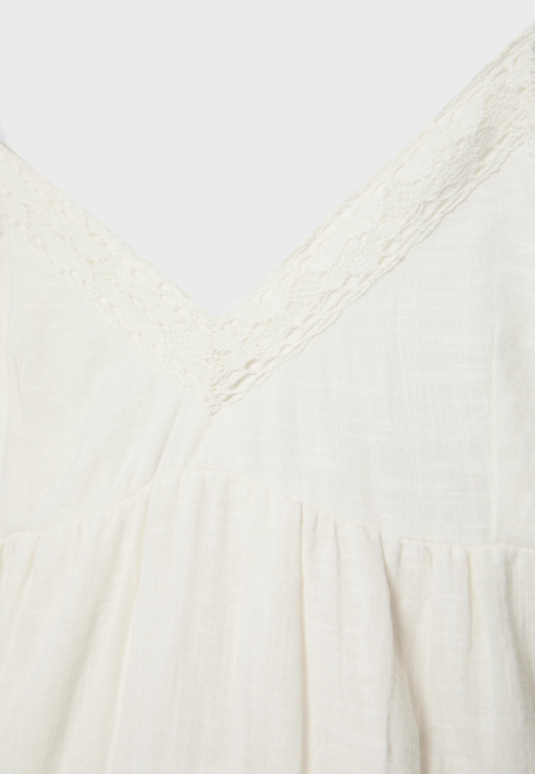 Short dress with lace detail — Ecru