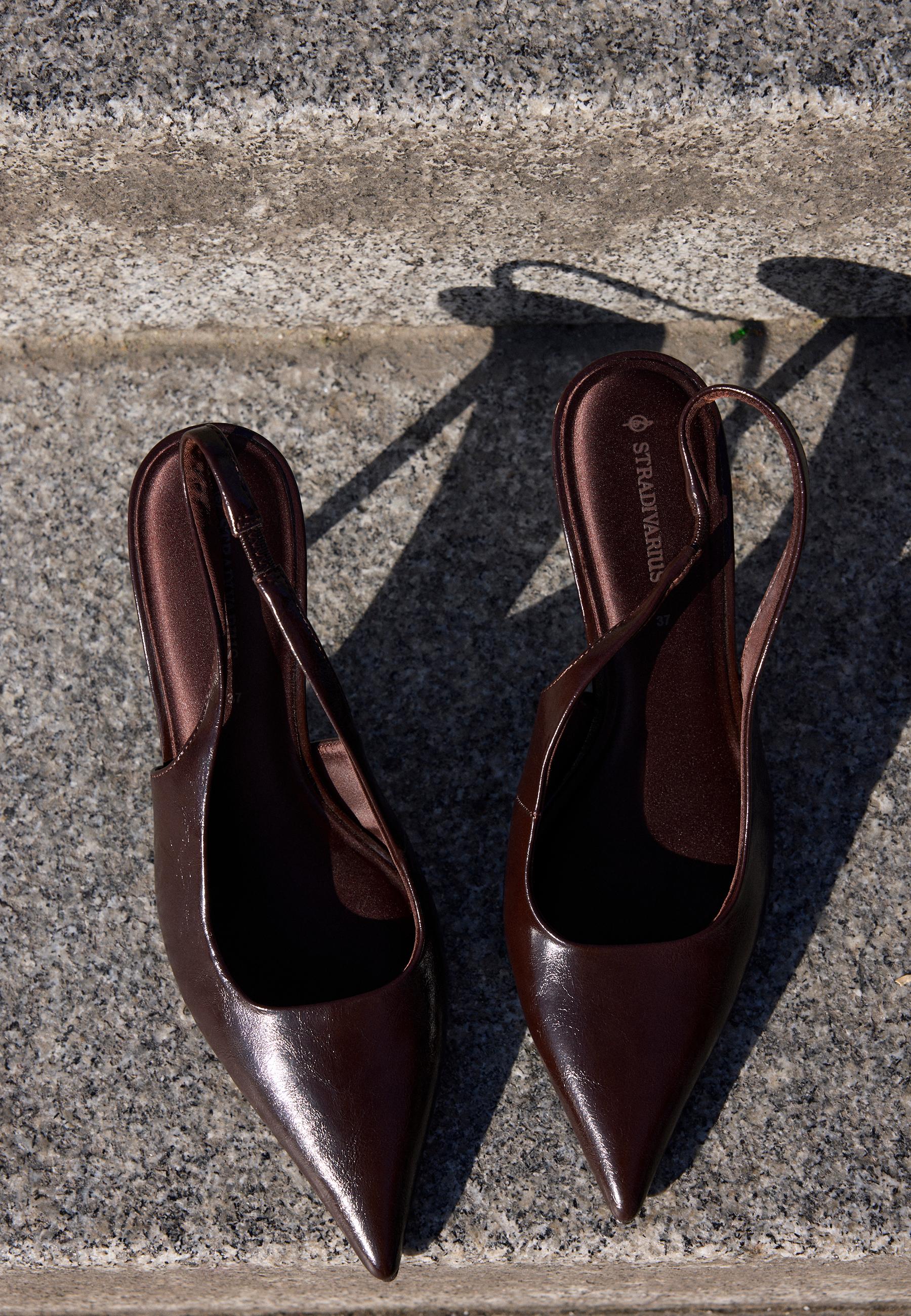 Slingback heeled shoes — BROWN