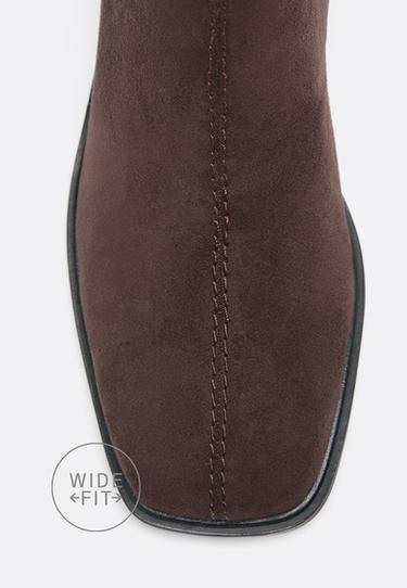 Wide-leg flat faux suede ankle boots — BROWN 4