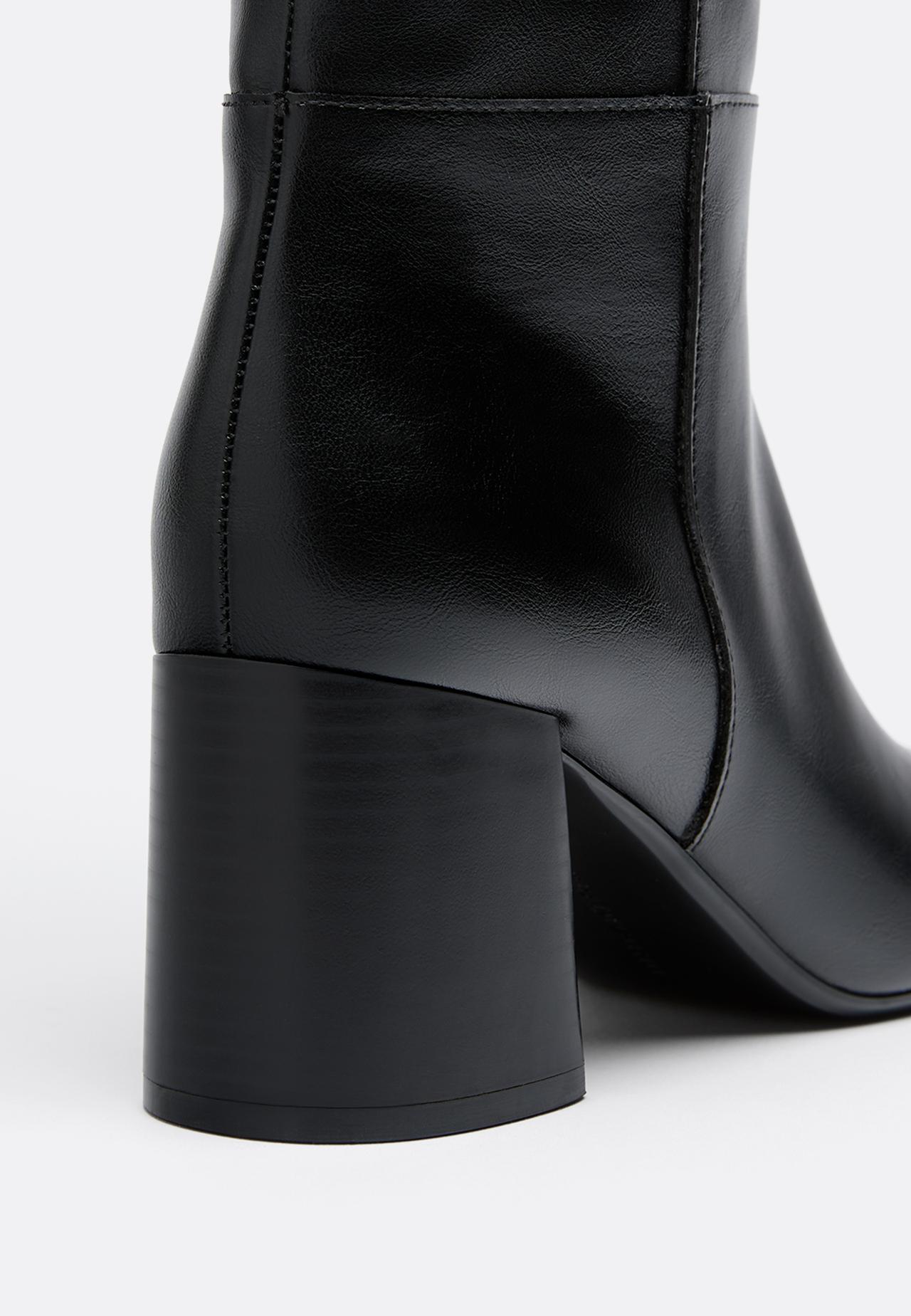 High heel boots — BLACK 