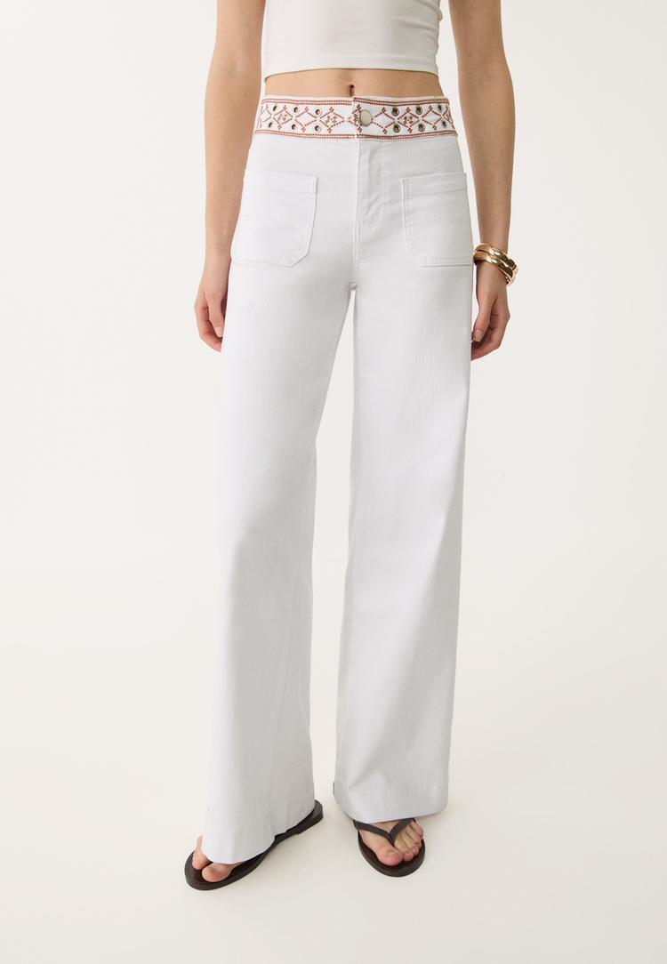 jeans minimal bordados