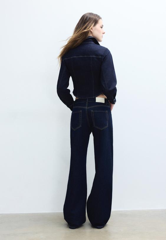 d91-jeans-mit-tiefem-weitem-bein