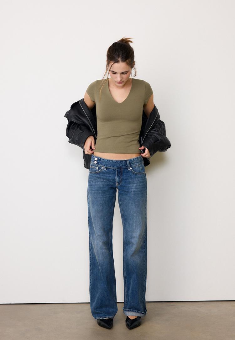 Stradivarius Kortærmet T-Shirt Med V-Hals S