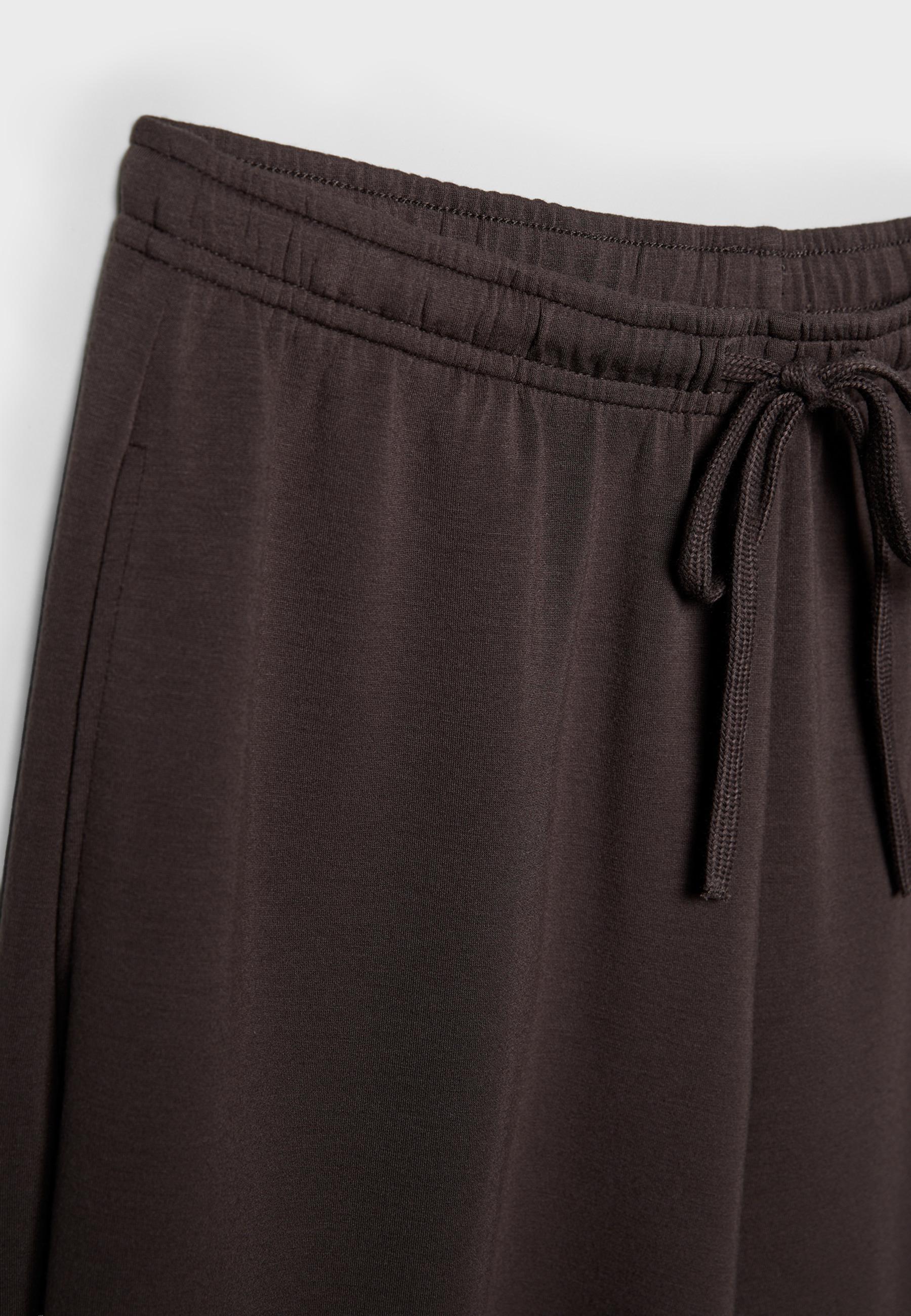 Soft-touch balloon jogger trousers — Brown