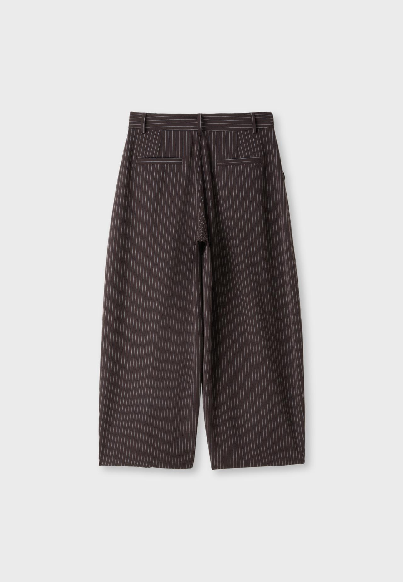 Smart barrel trousers — Brown