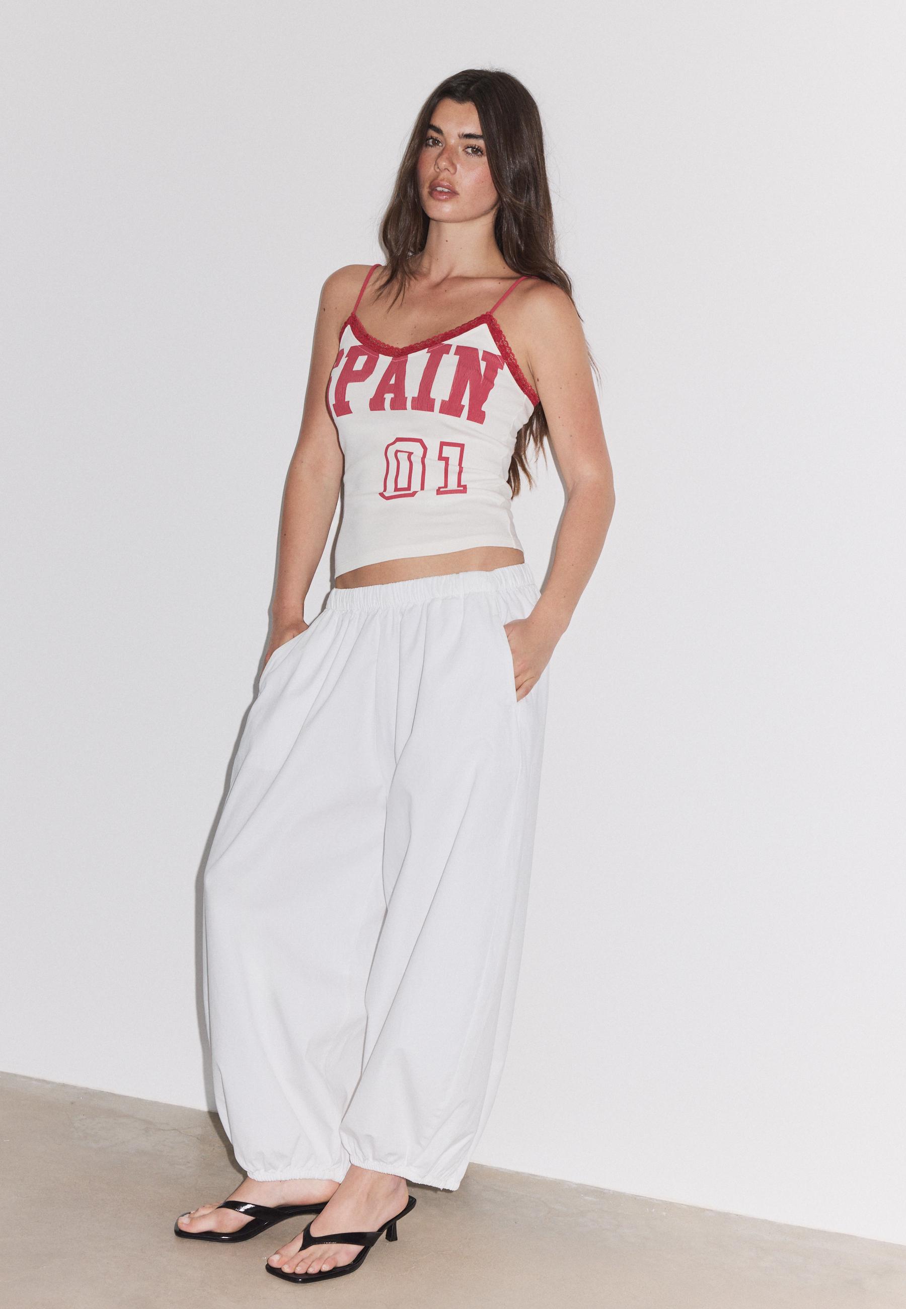 Printed lace trim strappy top — White