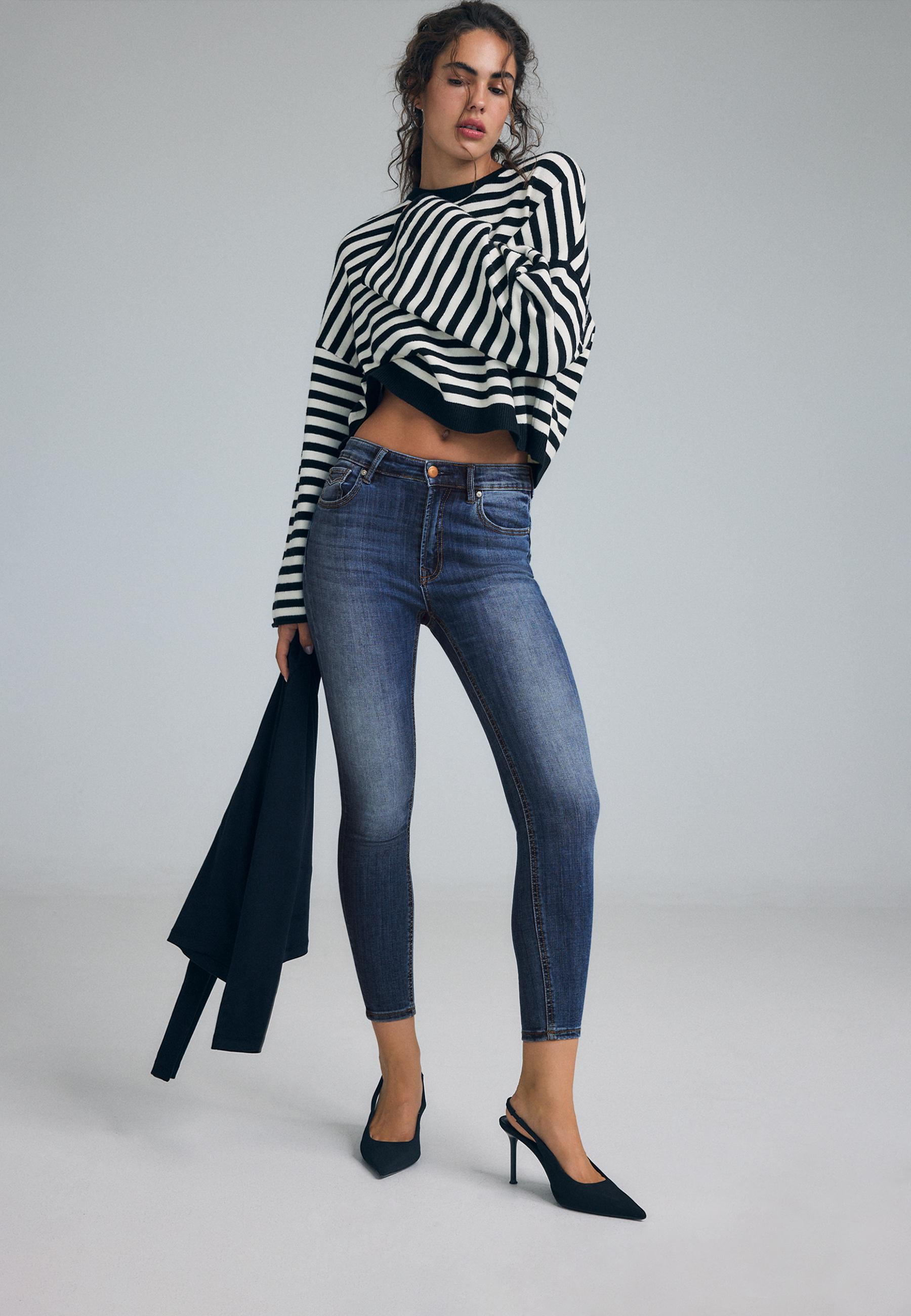 Stradivarius D07 Ψηλόμεσο Τζιν Παντελόνι Skinny Πολύ Σκούρο Μπλε/Αποκολλαρισμένο 44