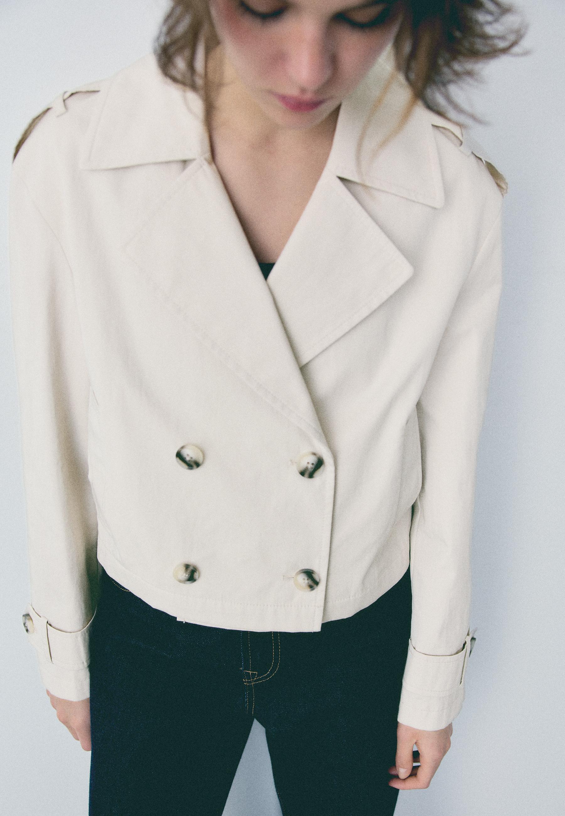 Short double-breasted trench coat — Stone