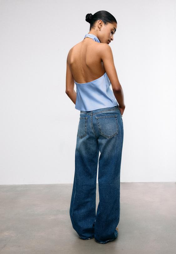 Сатенен Топ С Халтер Деколте