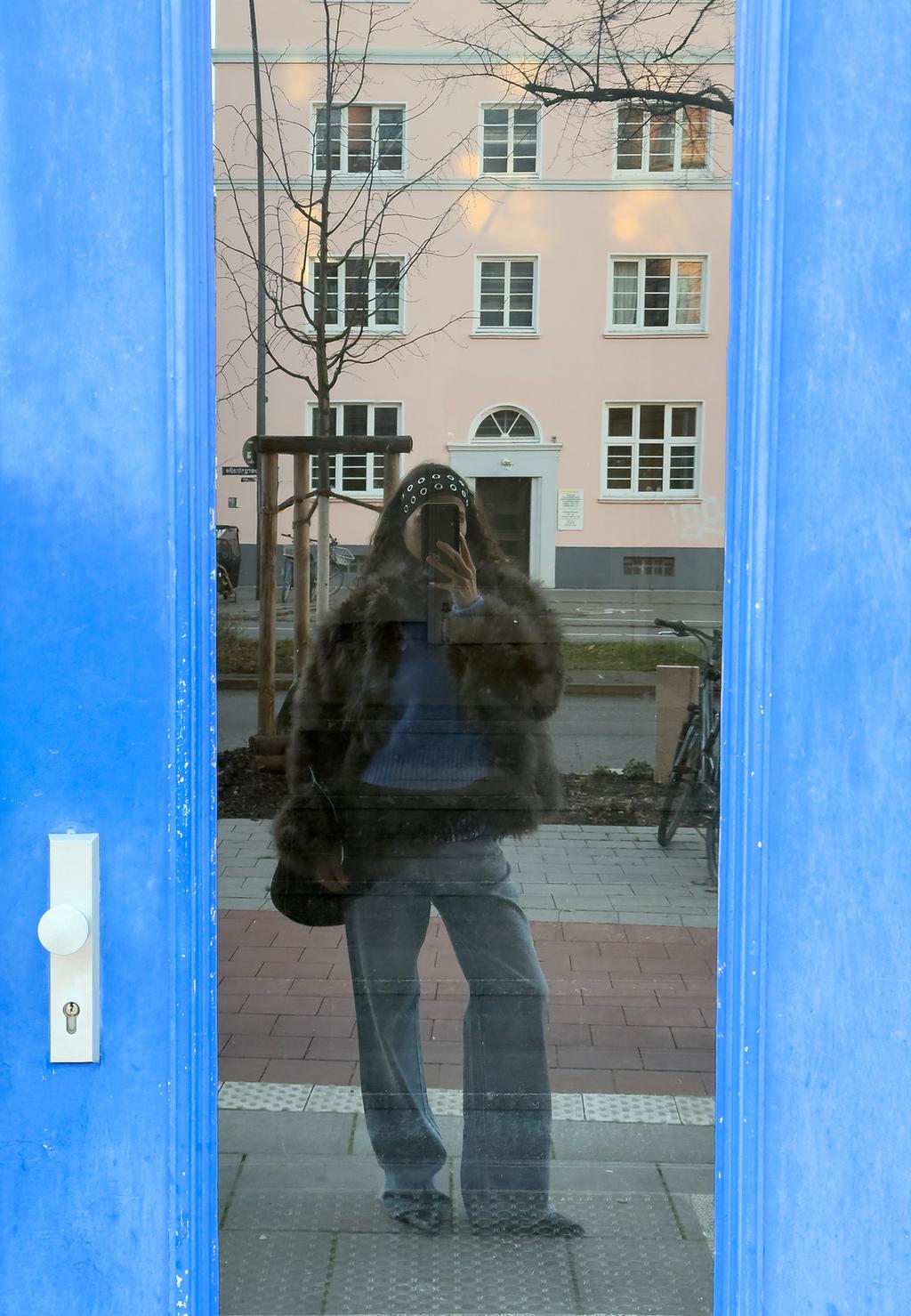 Куртка-бомбер зі штучного хутра