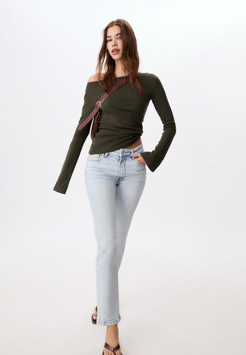 1465 Slim-fit mom jeans