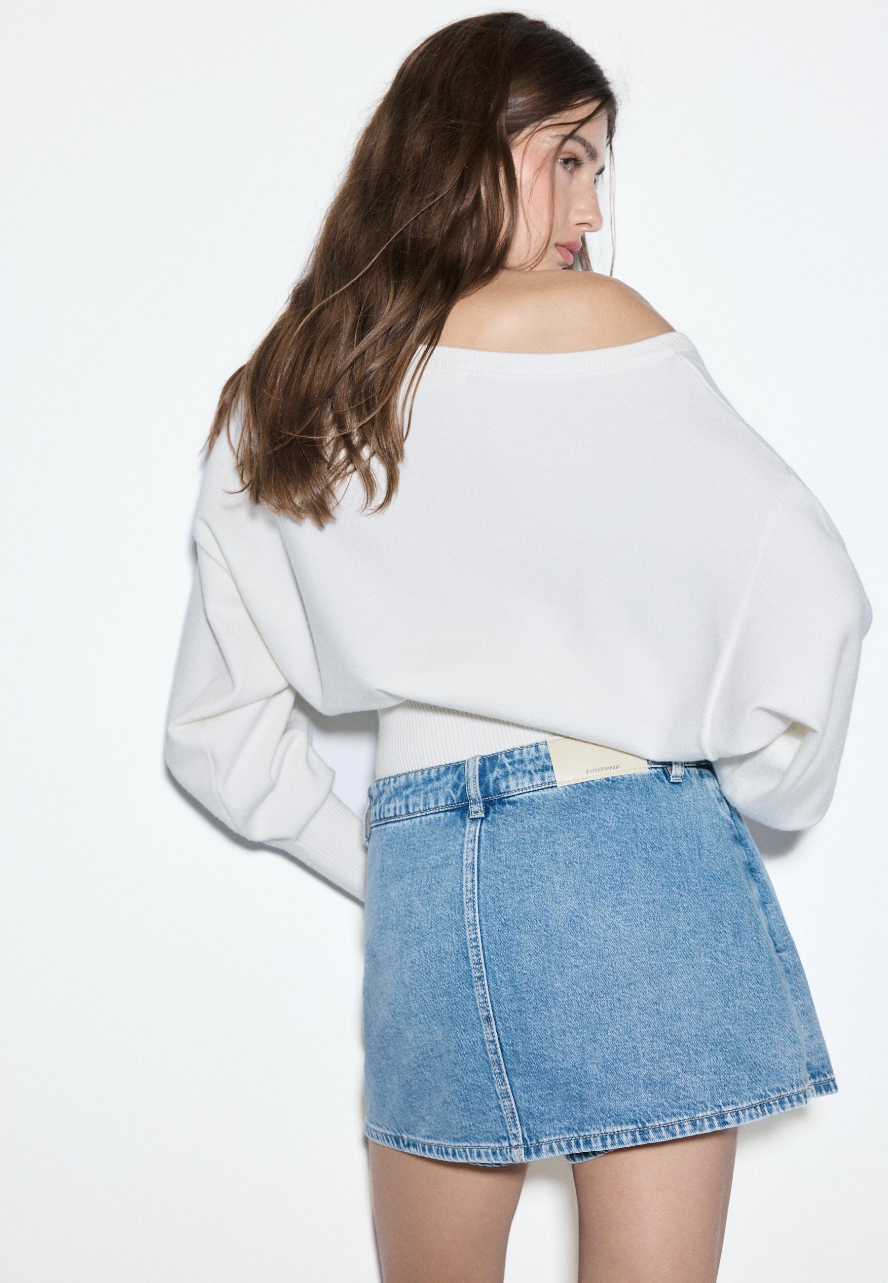 Crossover denim skort — MEDIUM DENIM WASH