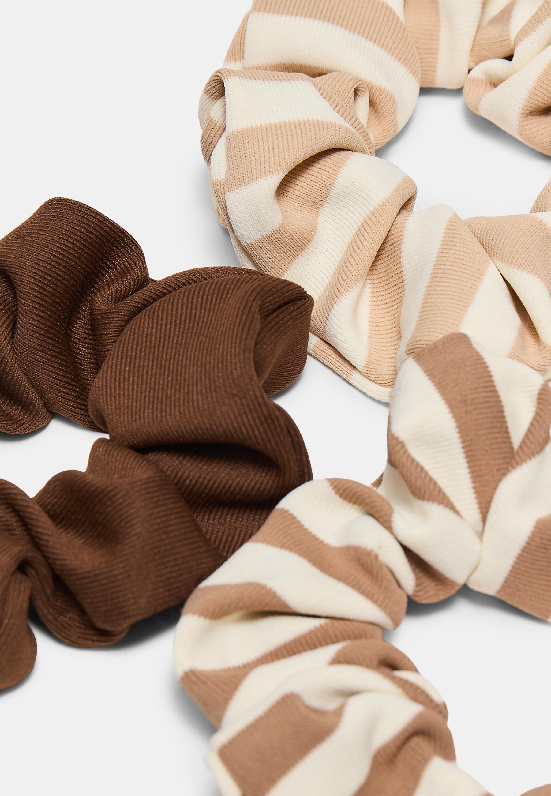 Set of 3 striped scrunchies — Brown
