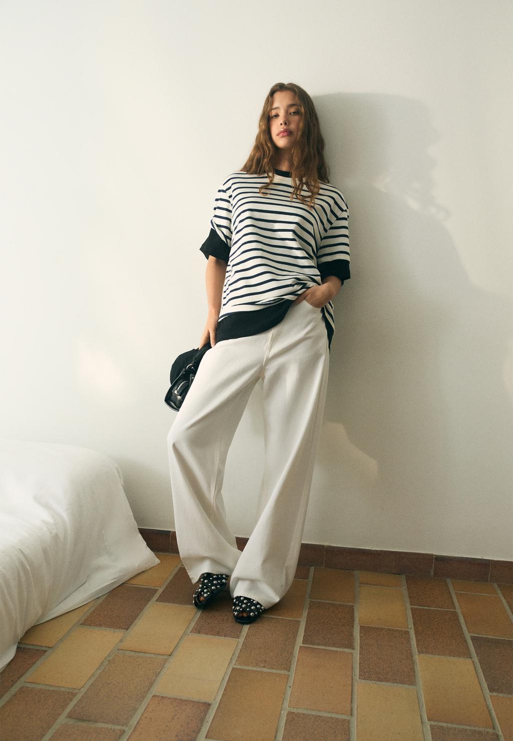 Basic boxy T-shirt met zware kwaliteit en strepen