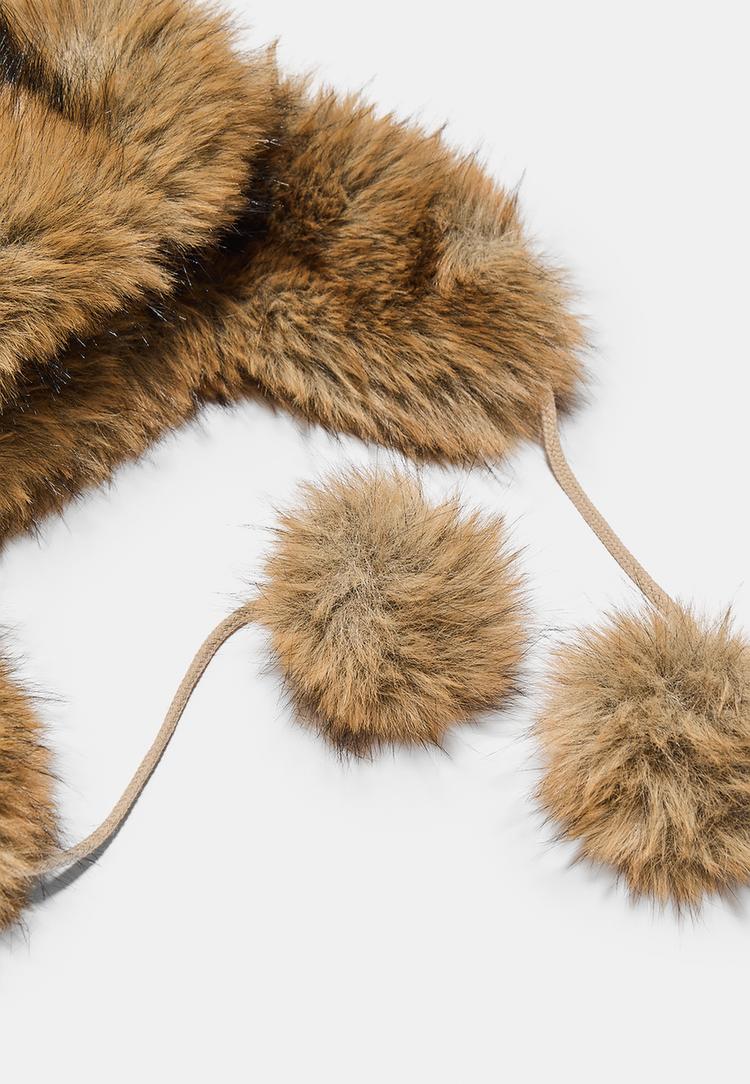 gorro aviador pompones efecto pelo