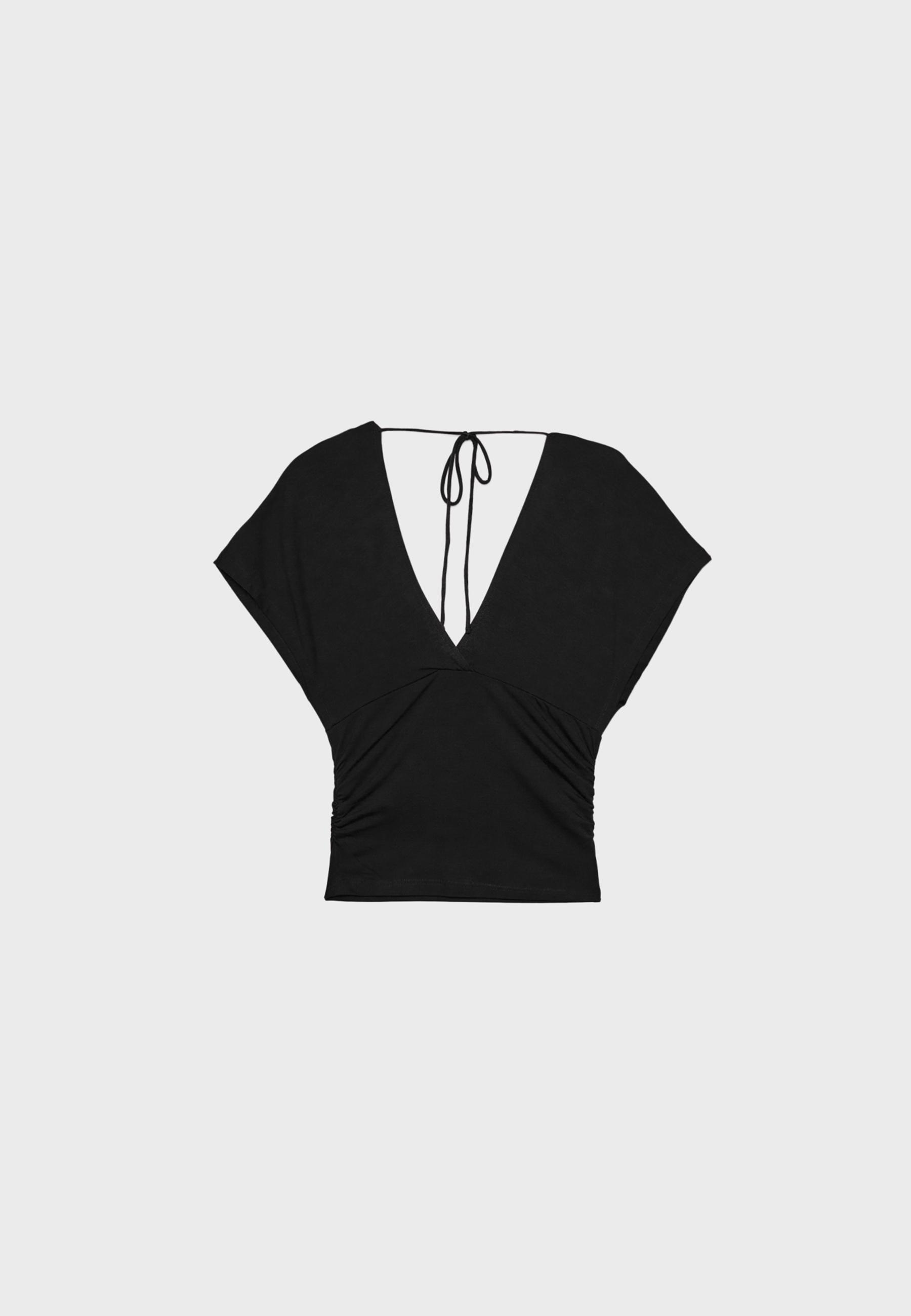 V-neck top with sash — Black