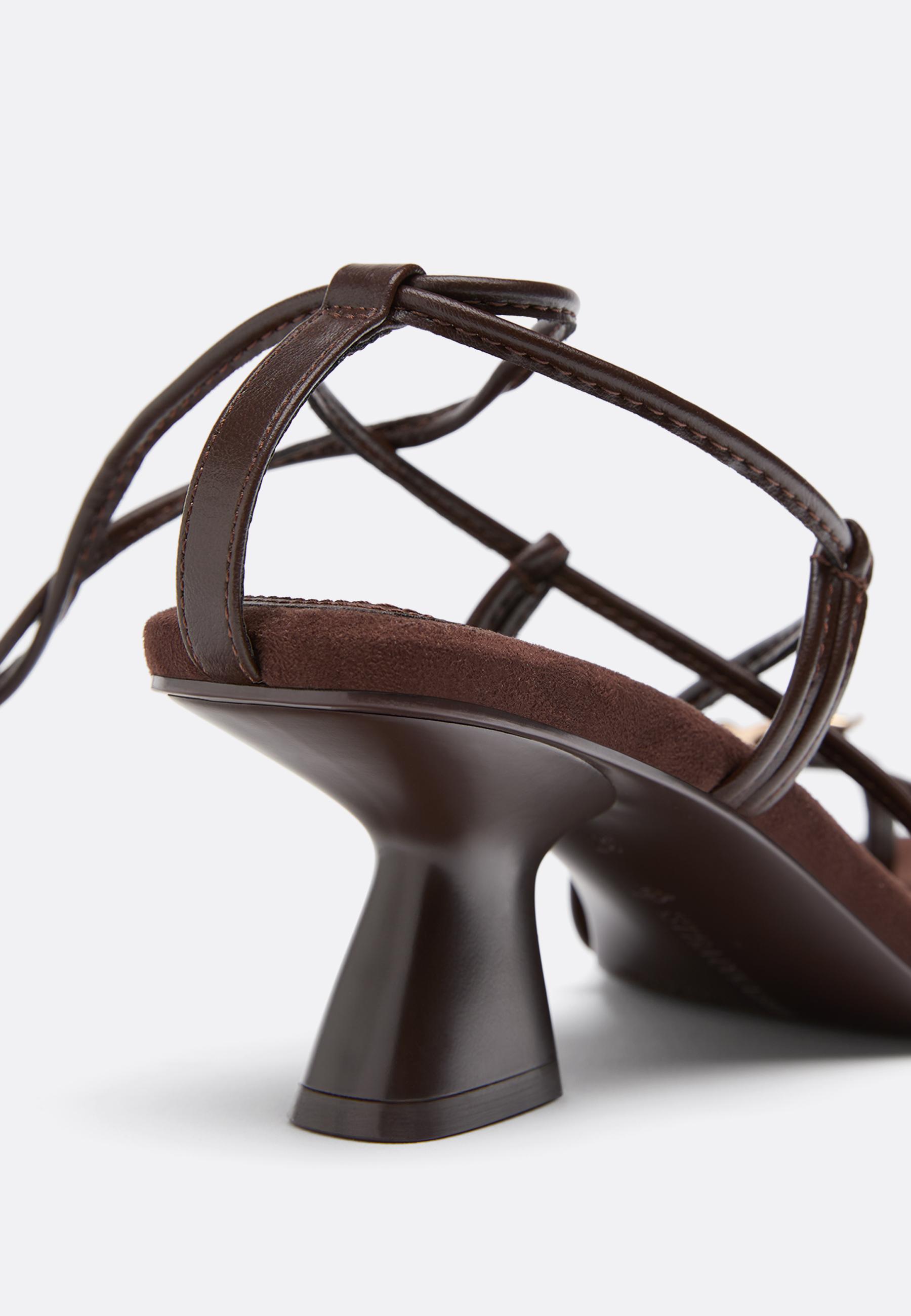 Heeled sandals with metallic detail — BROWN