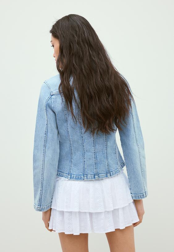 Лека Пола-Панталон С Волани