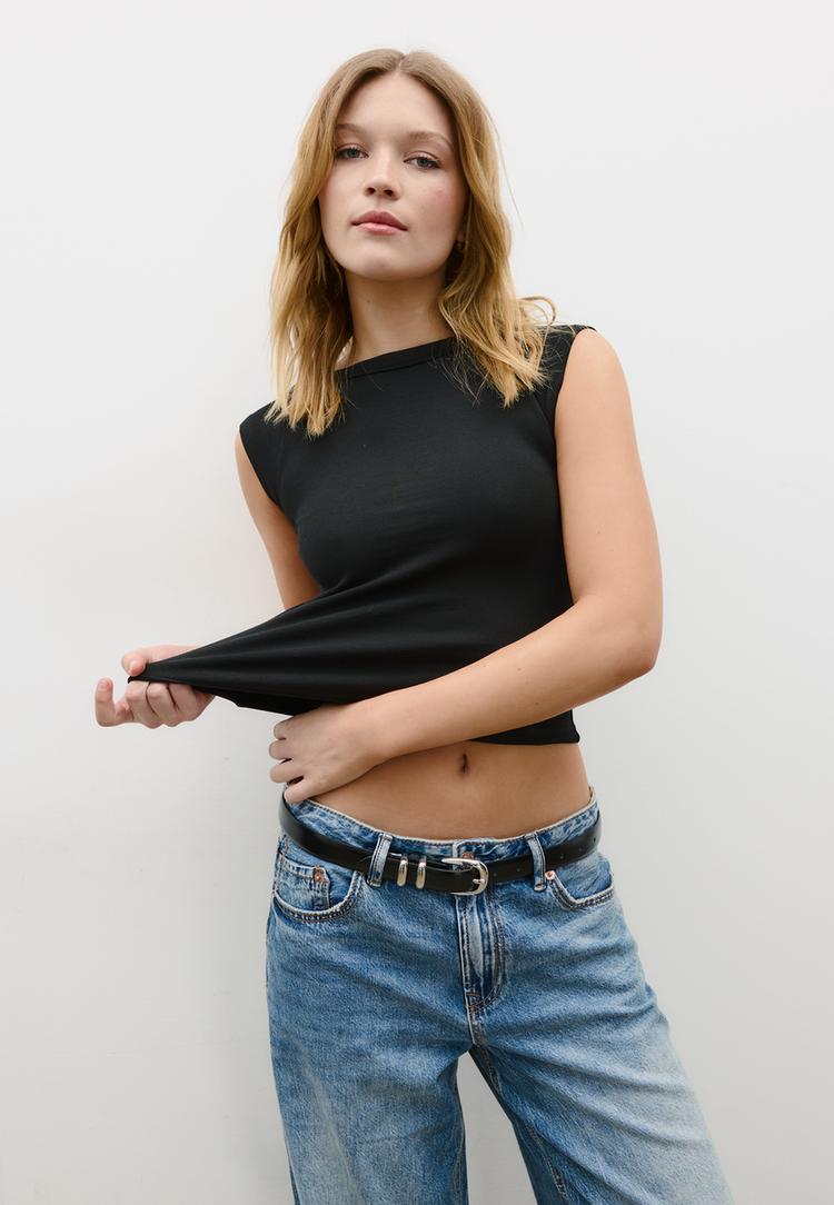 Stradivarius Βασική Ζώνη Με Όψη Δέρματος Και Γυαλάδα Μαύρο 90 φωτογραφία