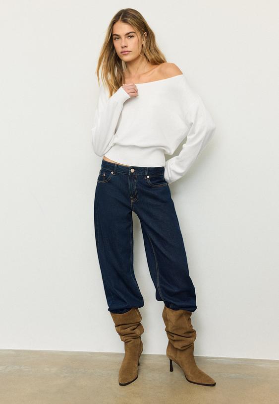 Pleten Pulover S Polkrožnim Izrezom