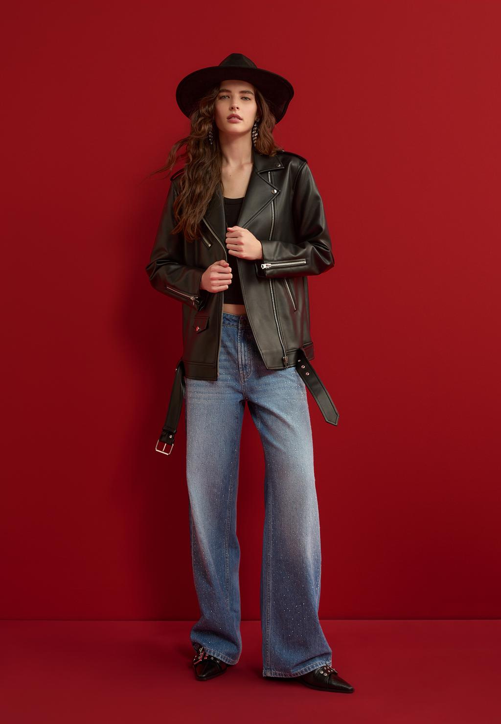 Cazadora biker oversize efecto piel