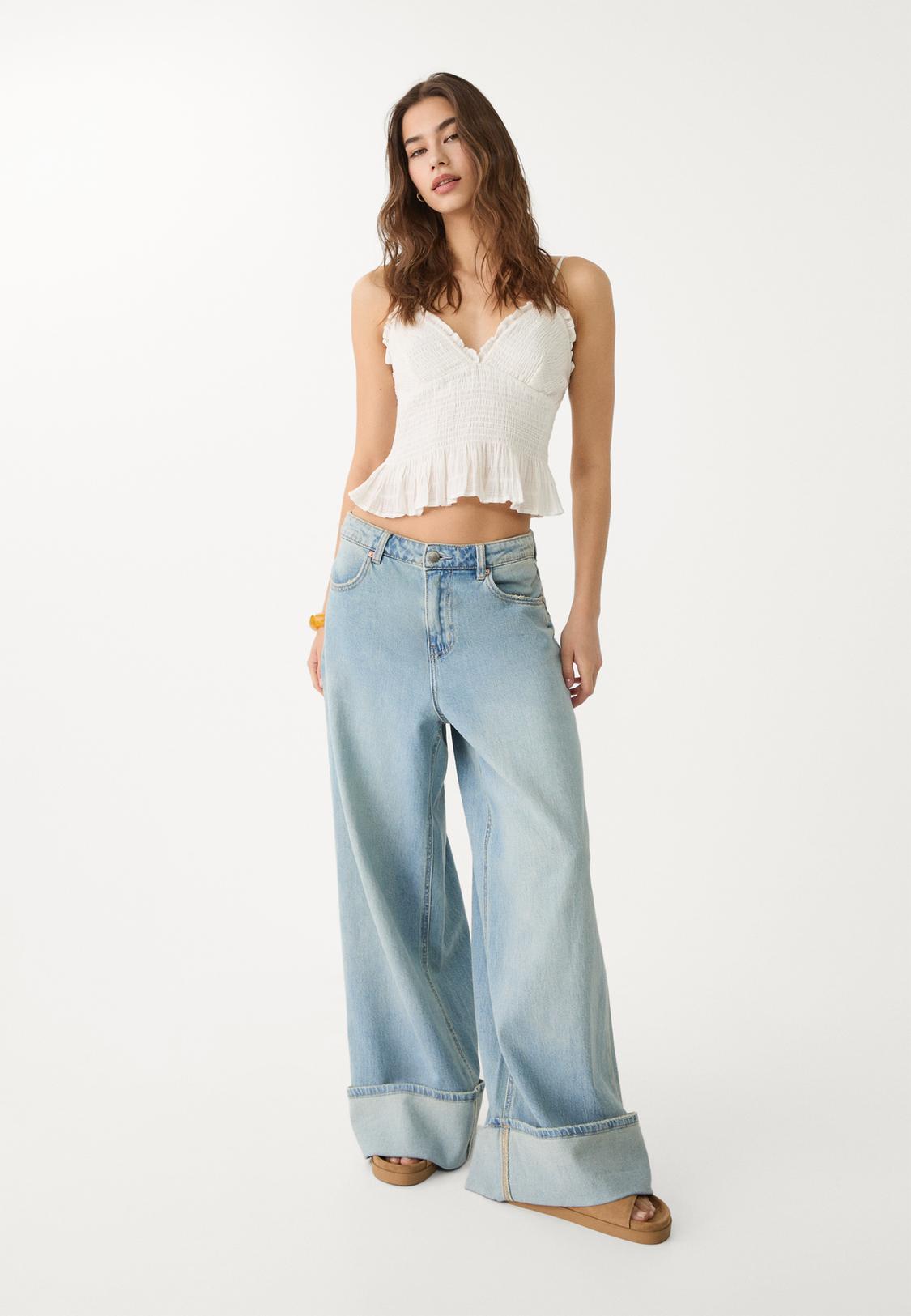 Hotel Kalinga Jeans Mom Fit Negro Hem Stradivarius Denim Jeans