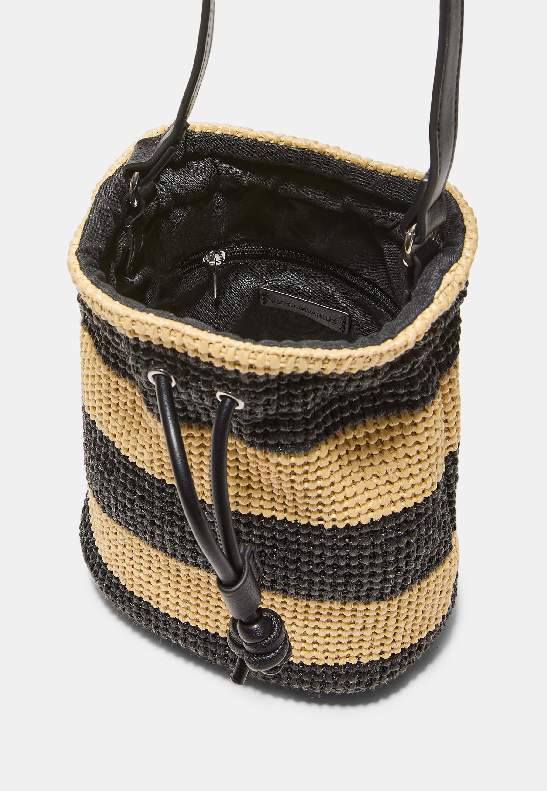 Contrast crochet crossbody bag — Ecru