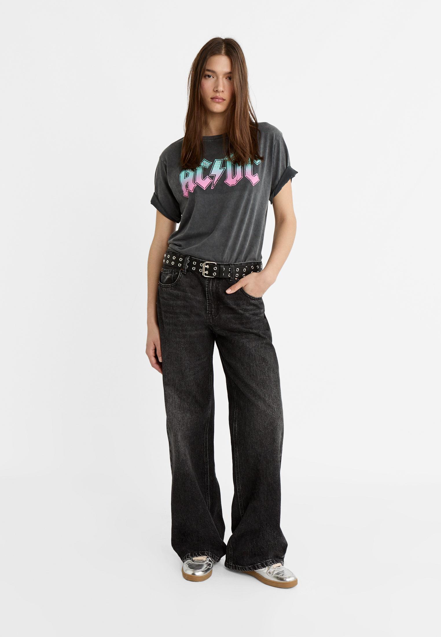 AC/DC T-shirt - Women's fashion | Stradivarius Qatar