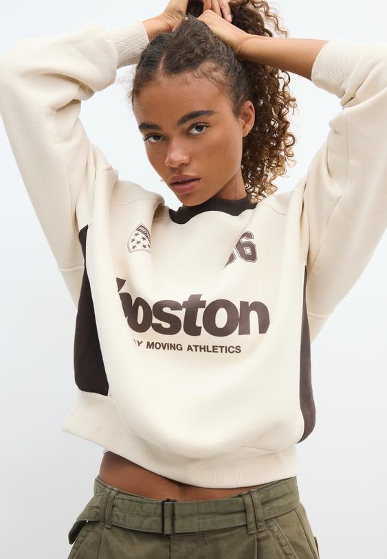 sweat col contrastant