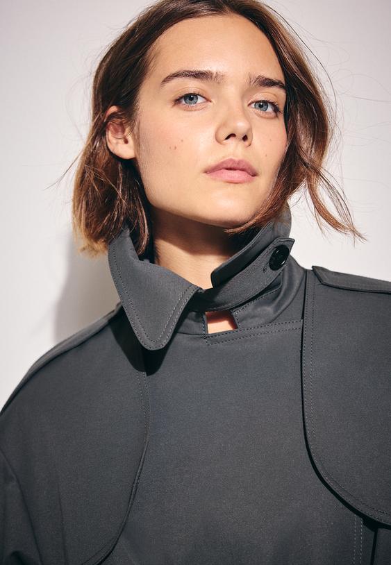 regular trenchcoat met hoge kraag