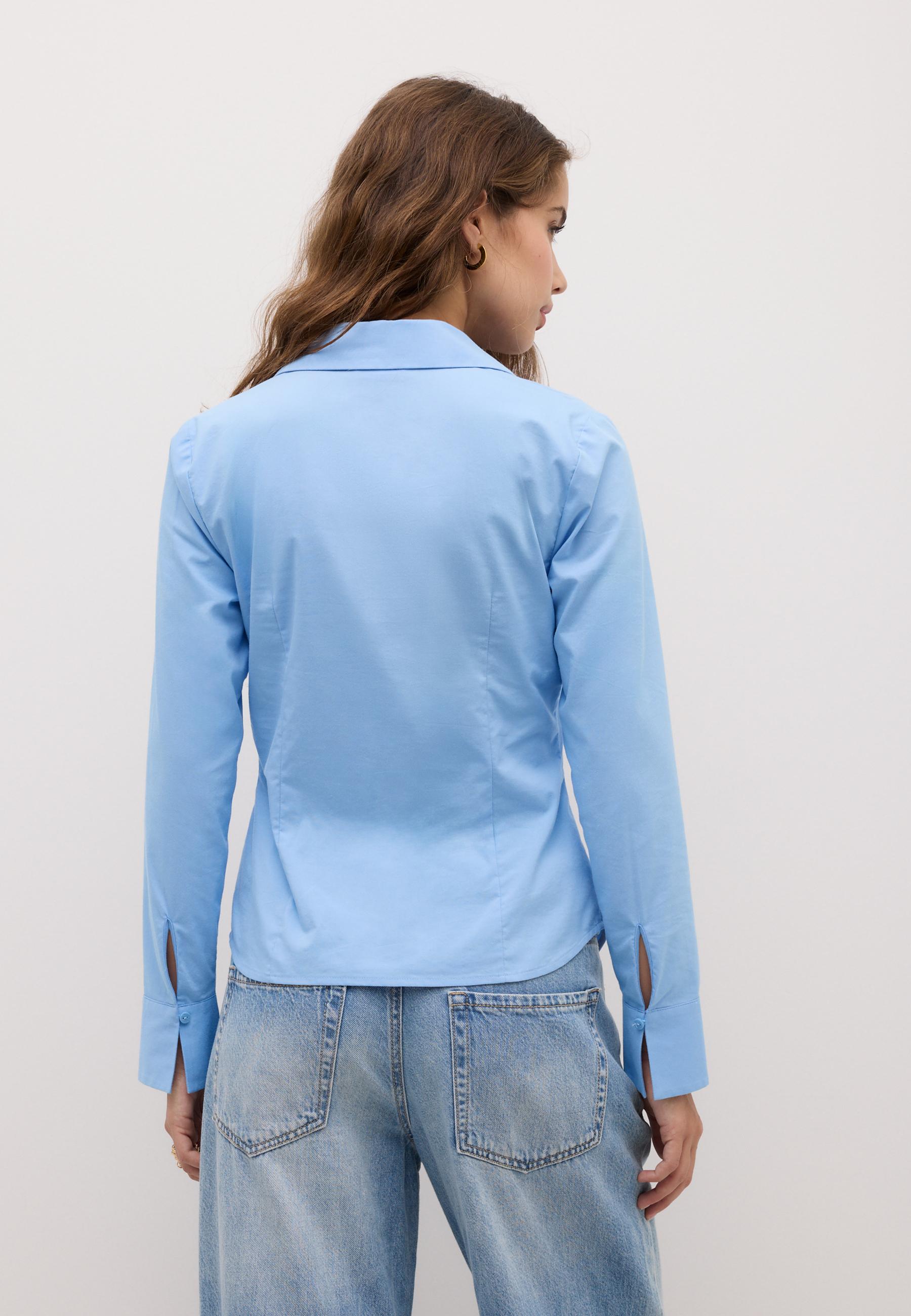 Fitted Basic Shirt — Sky blue