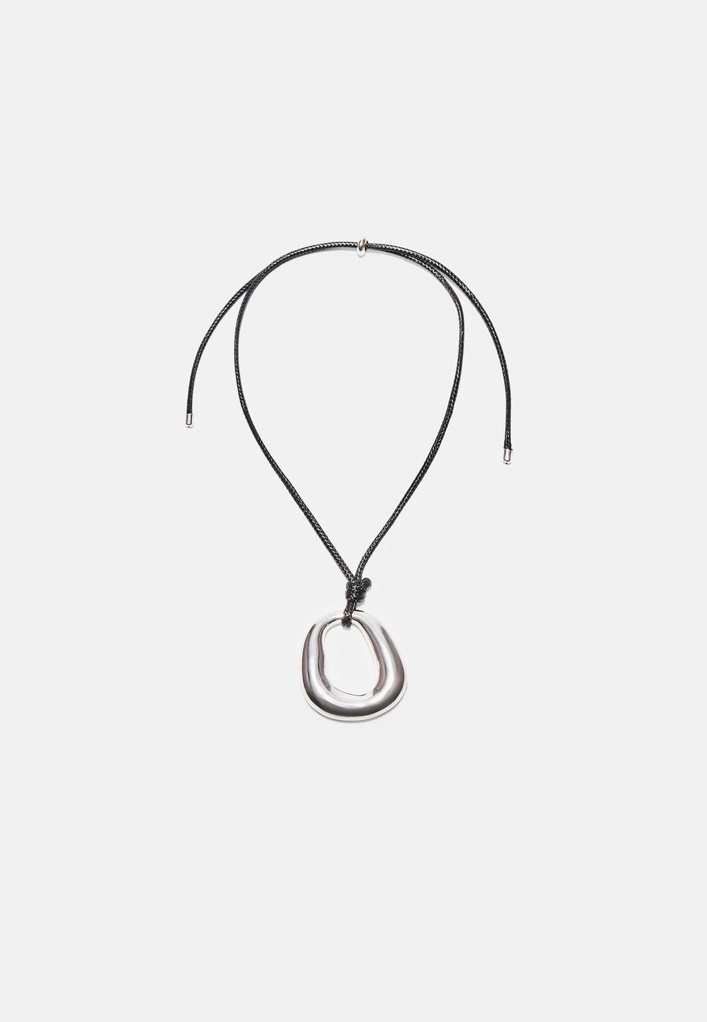 Naszyjnik sznurkowy z zawieszką