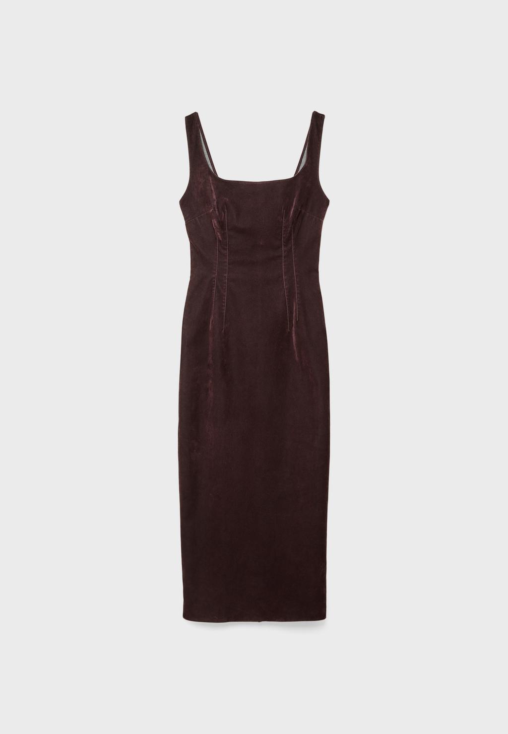 Fitted velvet midi dress