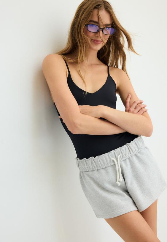 v yaka askılı body