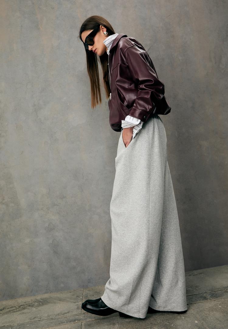 balloon barrel jogger trousers