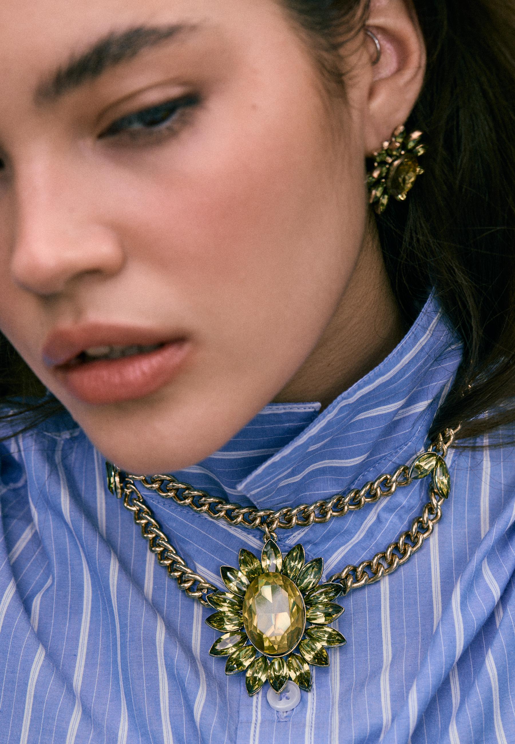 Jewelled chain necklace — Khaki