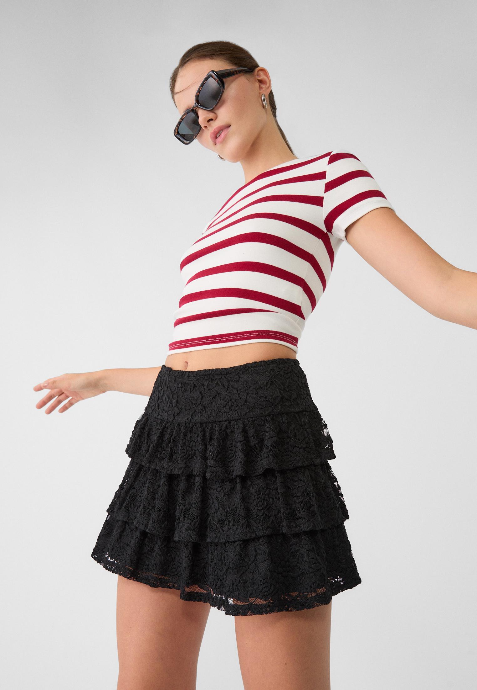 Lace skort — Black