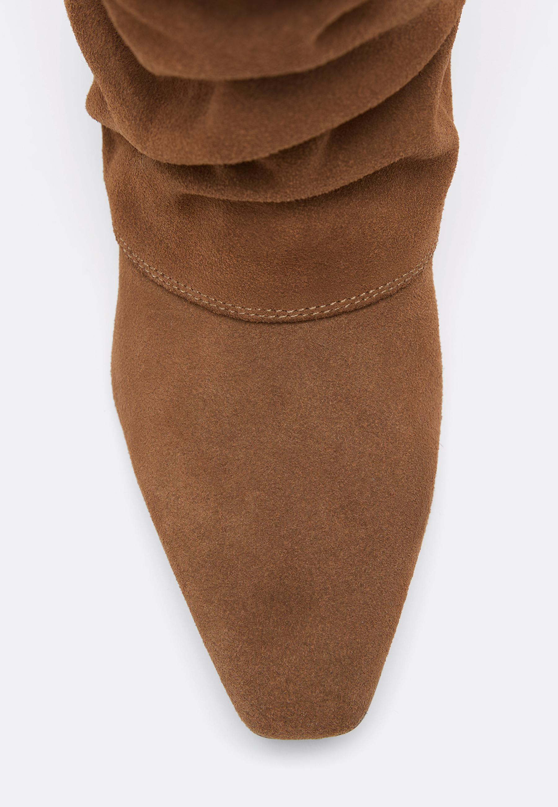 Flat leather slouchy joots — BEIGE