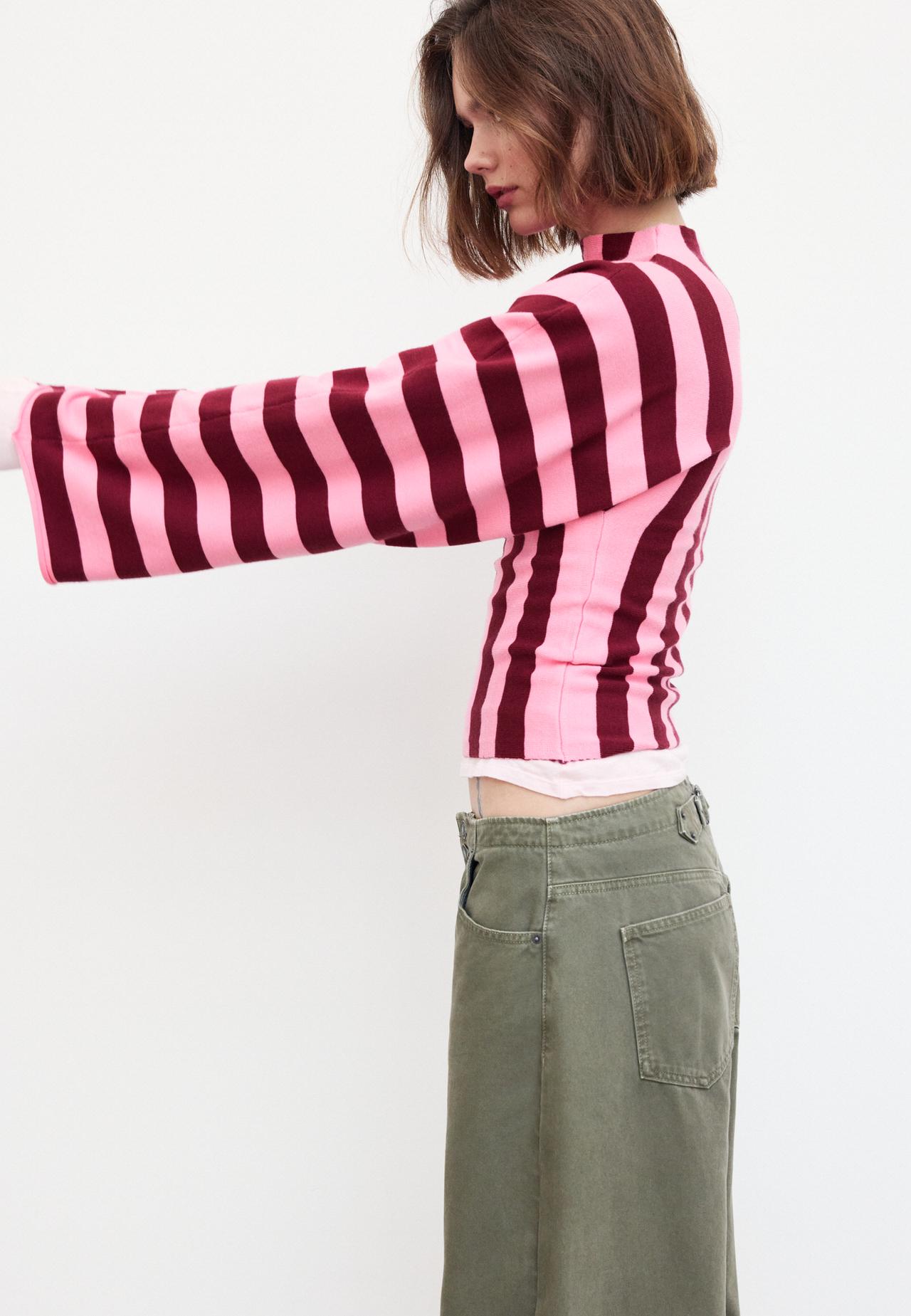 Knit jumper with kimono sleeves and stand collar — Bubblegum pink