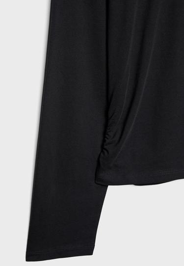 Long sleeve gathered top — Black 9