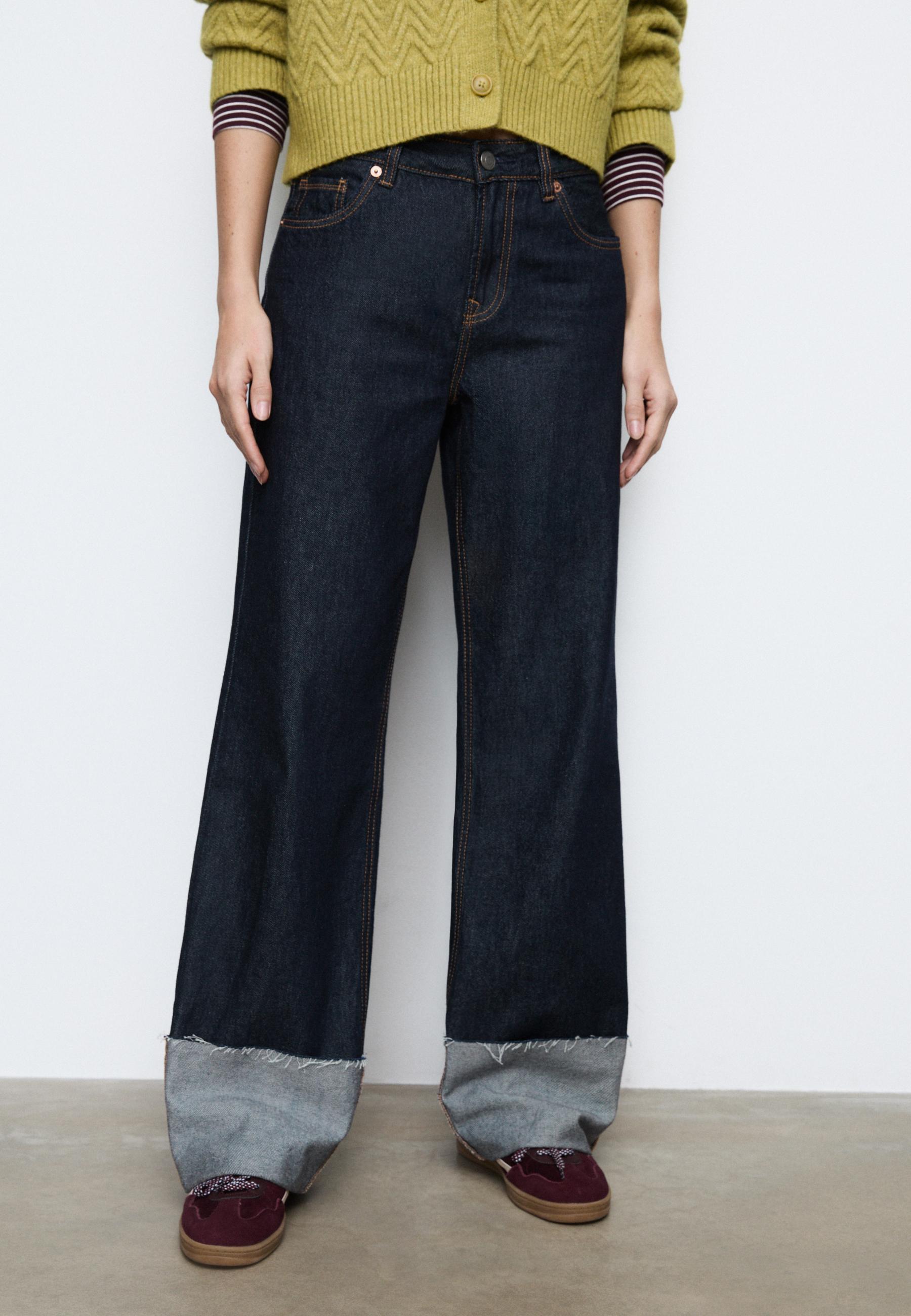 D65 Straight turn-up jeans - Women's fashion | Stradivarius