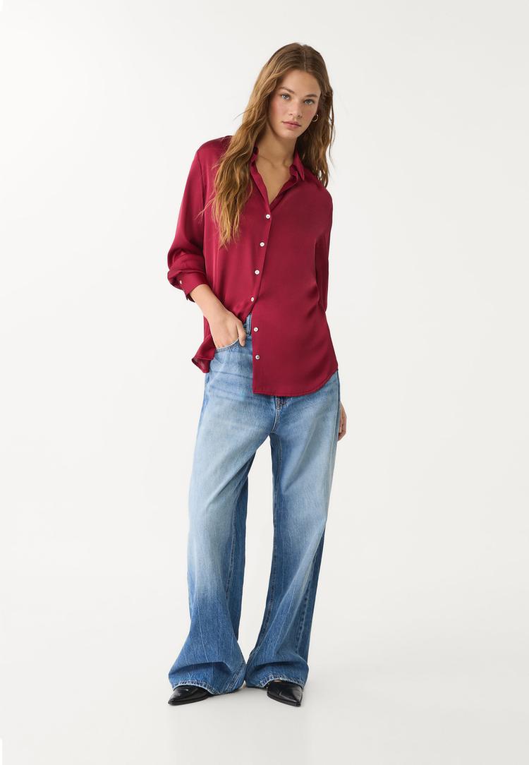 camisa saten cuello solapa